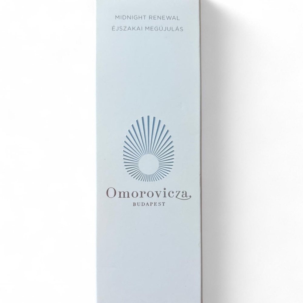 Mint Green Moisturizer with Luxurious Spa-Like Design